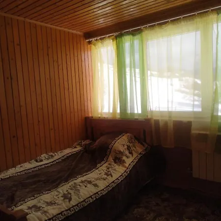 у пані марії Bed & Breakfast